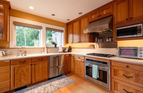 Port Angeles House | Emerald Haven Lakeside Paradise, Ultimate Retreat