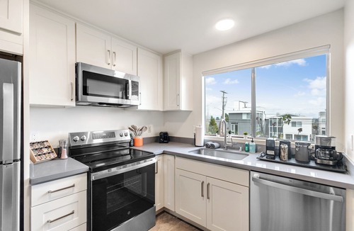 Minor House | Emerald Hill City Retreat - 2BR