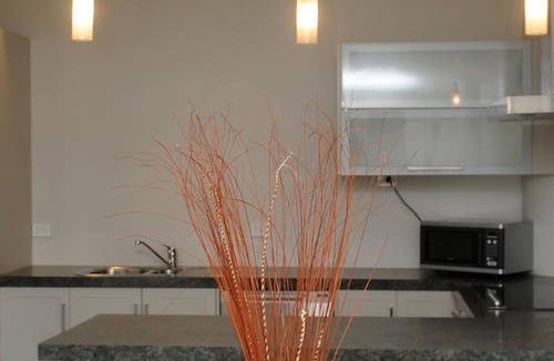 Gisborne Hotel | Emerald Hotel