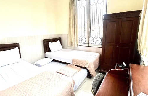 Binong Hotel | Emerald Inn Karawaci