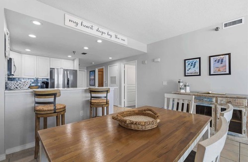 Pensacola Beach Condo | Emerald Isle 702 - 𝑺𝒐𝒖𝒕𝒉𝒆𝒓𝒏 𝑺𝒂𝒑𝒑𝒉𝒊𝒓𝒆