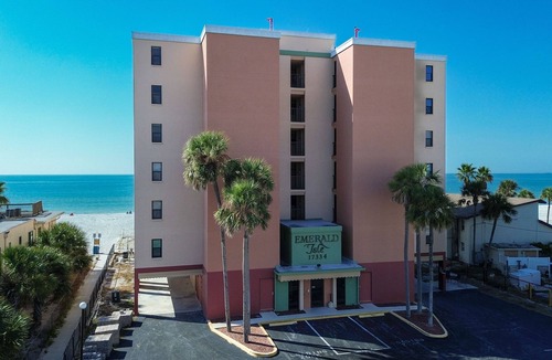 North Redington Beach Condo | Emerald Isle 602 - Beautiful, spacious 3 bedroom condo!