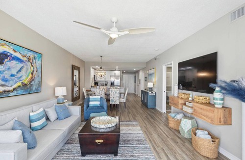 Pensacola Beach Condo | Emerald Isle