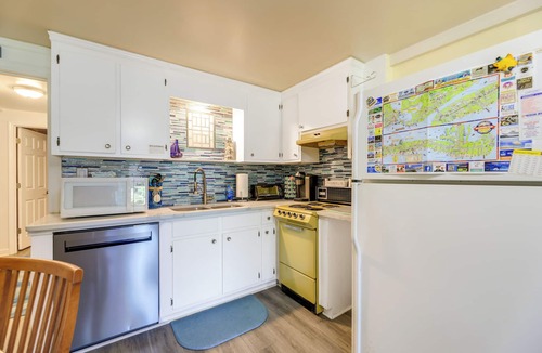 Emerald Isle Cottage | Emerald Isle Vacation Rental, Walk to Beach!