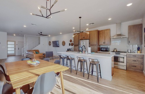 Downtown Albuquerque House | Emerald Mountain - Townhome with Mountain Views!