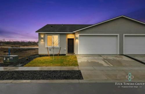 Hermiston House | Emerald Retreat 3BR | Work-Ready | Fast Wi-Fi
