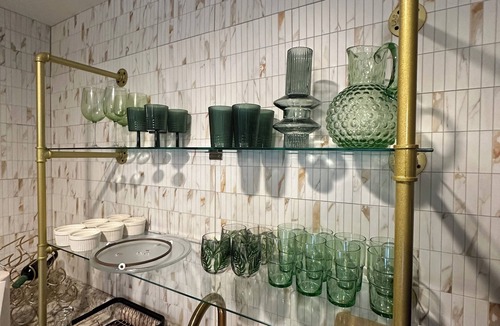 Rosedale Villa | emerald suite