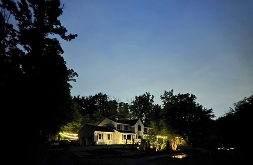 Rosedale Villa | emerald suite