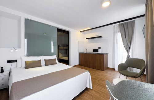 Vilafortuny Hotel | EMERALD SUN HOTEL