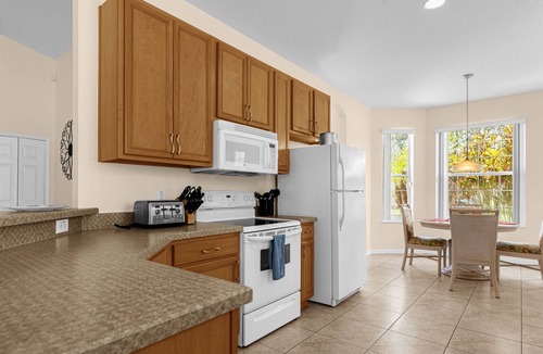 Seasons House | Emerald Villa 4 Bed -Pool&Sp