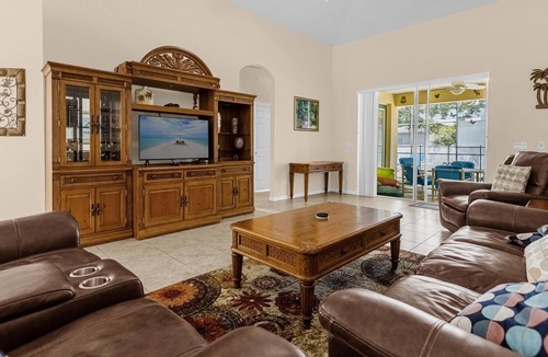 Seasons House | Emerald Villa 4 Bed -Pool&Sp
