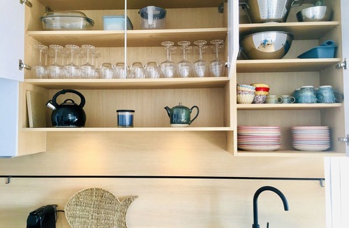 Cancale Apartment | Emeraude Appart. 100% renovated, front row seat to Mont St-Michel Bay