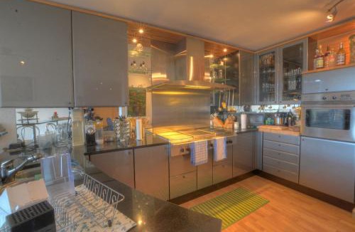 Anzere Apartment | Emeraudes 401 pres de la telecabine a Anzere avec vue sur les Alpes
