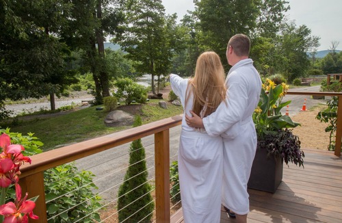 Mount Tremper Hotel | Emerson Resort & Spa