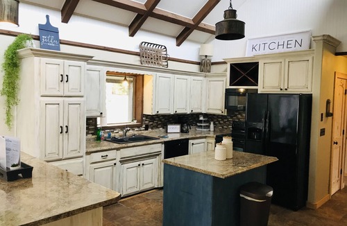 Paradise Hill House | Emilia’s place on Paradise Hill, Tenkiller Lake