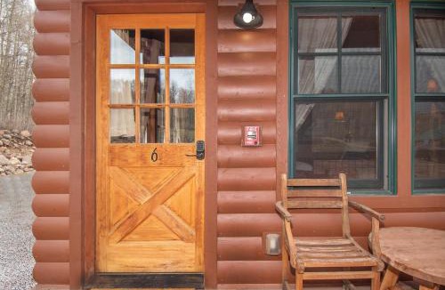 Paonia House | EML 6 Hidey-Hole Cabin