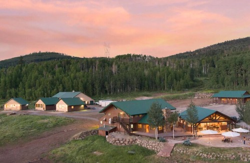 Paonia Cabin | EML 8 Hubbard Park