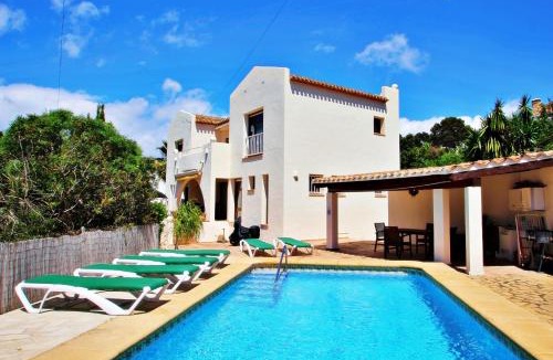 San Jaime Villa | Emma - sea view holiday home with private pool in Benissa