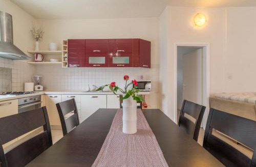 Biograd na Moru Apartment | Emma & Toni