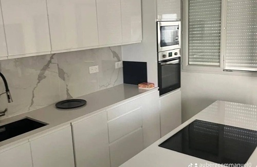 Drancy Bed & Breakfast | EMMANUEL INN