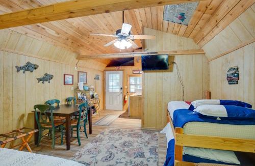 Emory Apartment | Emory Studio Cabin with Lake Fork Boat Access!
