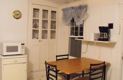 Rising Sun House | Empire House Hotel