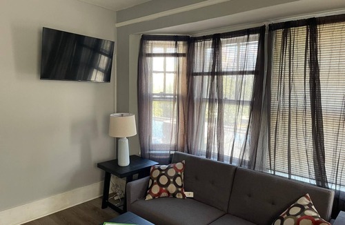 Albany Apartment | Empire Plaza View II