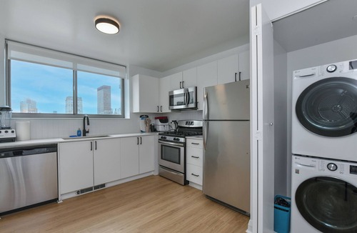 Rose Hill Apartment | Empire State Two Bedroom Penthouse