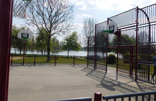 Saint-Denis-du-Maine Apartment | Emplacement camping Nu