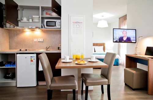 Tours Apartment | Emplacement idéal, à 10 min du centre historique