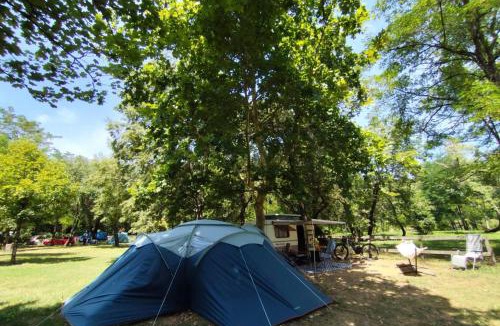 Chauzon Other | Emplacement tente, caravane 120 m2