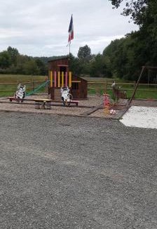 Beaufay Other | Emplacement tente proche d'une mare .