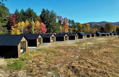 Brandon Cabin | Emrose Luxury Cabins 12