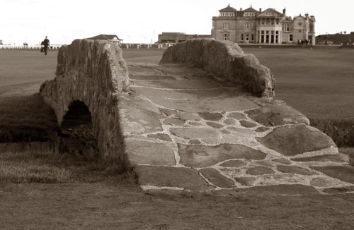 Lundin Links House | Emsdorf Place