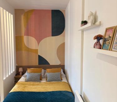 Centre-ville rive gauche Apartment | En Aparté Théâtre, Studio au cœur de Laval