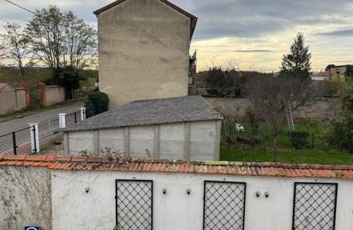 Roanne Apartment | En bord de loire