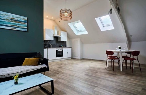 Tourcoing Apartment | En déplacement 10, les combles wifi gratuit