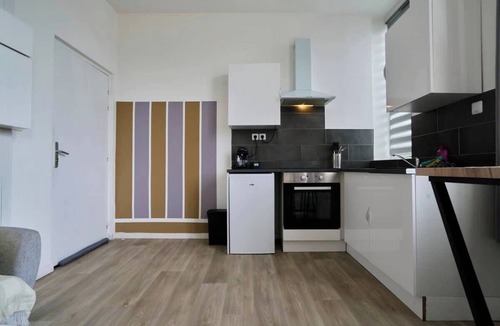 Tourcoing Apartment | En Déplacement 5, Calme et lumineux