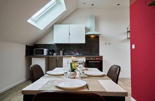 Tourcoing Apartment | En déplacement 9, Dernier étage, wifi gratuit