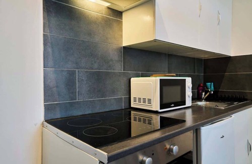 Tourcoing Apartment | En déplacement, Wifi, 10 minutes de la gare