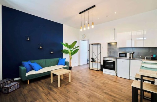 Tourcoing Apartment | En déplacement, Wifi, 10 minutes de la gare