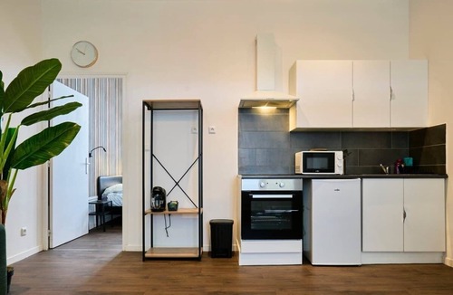 Tourcoing Apartment | En déplacement, Wifi, 10 minutes de la gare