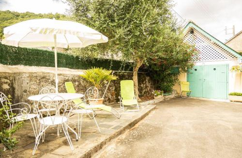 Lourdes Villa | En so de Bourdet