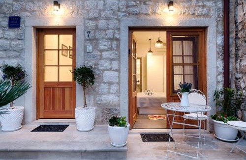 Komiza House | En Suite Room Demaria