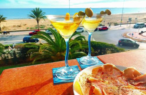 Sagunto Apartment | Encalma vacacional La playa, piscina,primera linea