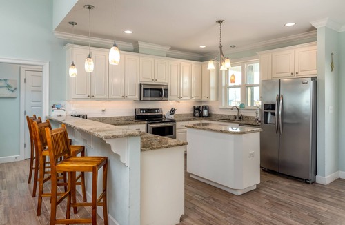 Dauphin Island House | Encantado | Gulf Front. Pool. Pets Welcome