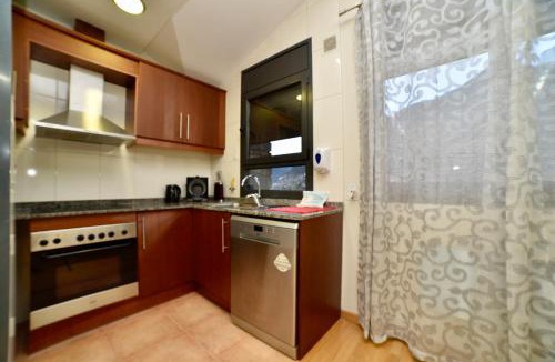 Les Escaldes Apartment | Encantador Atico cerca de Caldea, Molleres HUT 6793