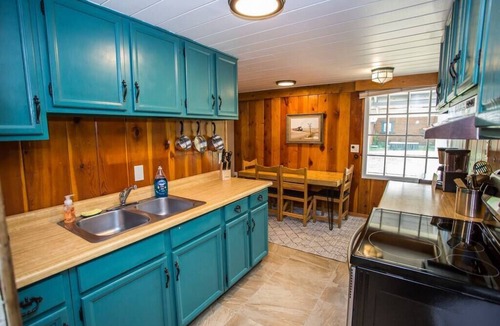 Chama House | Encanto Casita - Downtown Chama Home