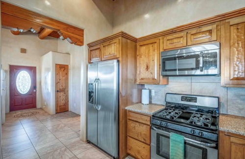La Cienaga House | Encanto Casita steps away from Santa Fe Hot spring