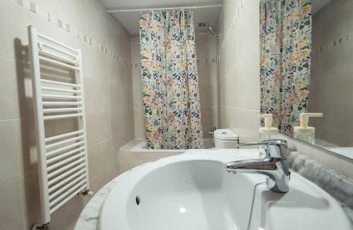 La Puebla de Castro Apartment | Encanto rural con gran terraza
